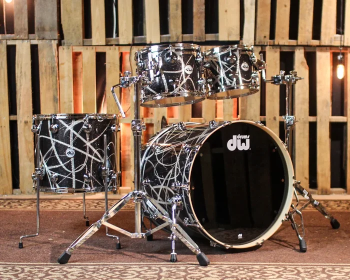 DW Collector’s Maple 333 Smoke Glass Contrail Drum Set – 22,10,12,16 – SO#1402662