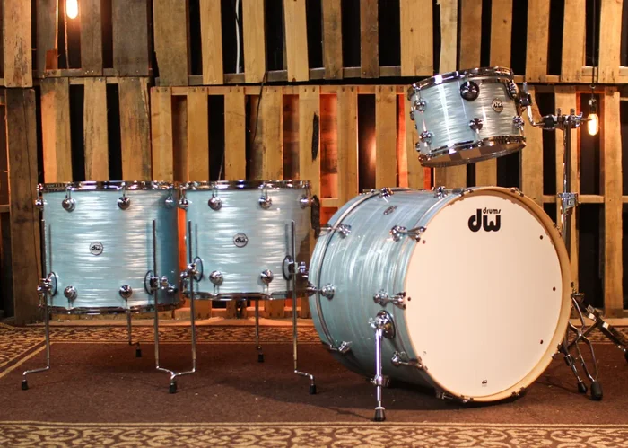 DW Collector’s Maple SSC Pale Blue Oyster Drum Set – 24,13,16,18 – SO#1417020