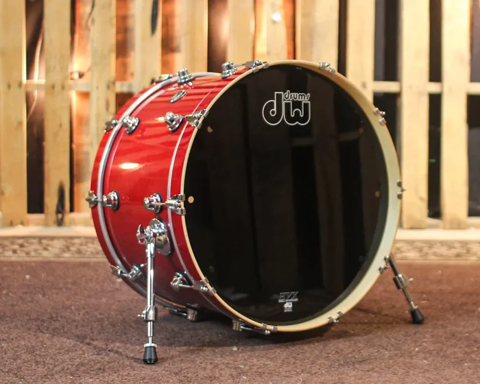 DW Performance Candy Apple Bass Drum – 14×22