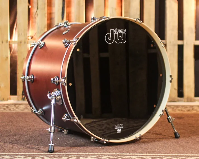 DW Performance Tobacco Stain Bass Drum – 18×24