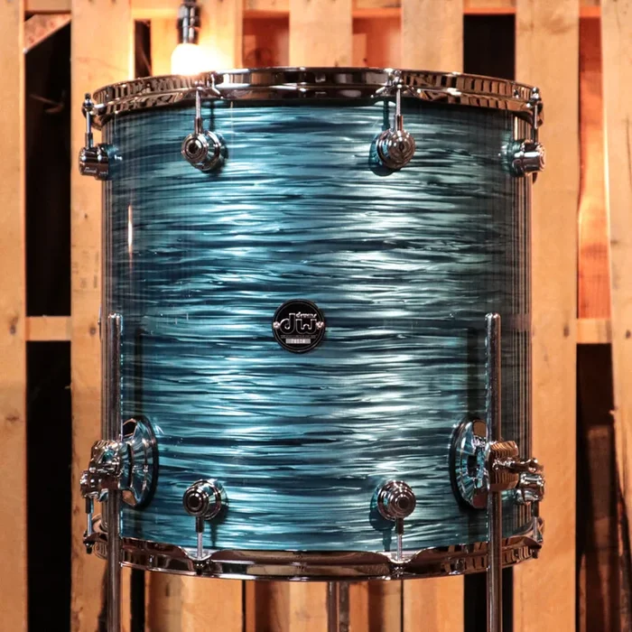 DW Performance Turquoise Oyster Floor Tom – 16×16