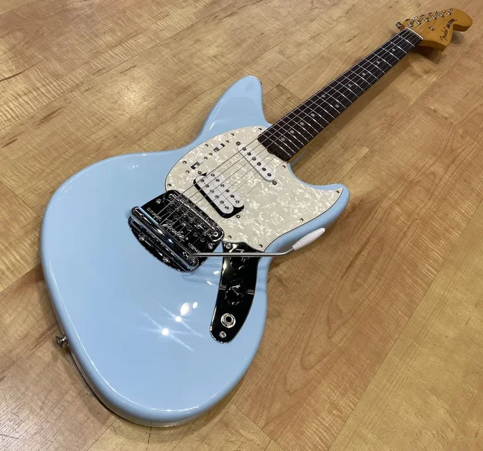 Fender Artist Series Kurt Cobain Jag-Stang Sonic Blue