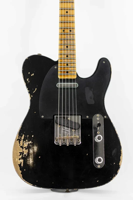 Fender Custom Shop ’52 Telecaster Maple Neck Heavy Relic – Aged Black