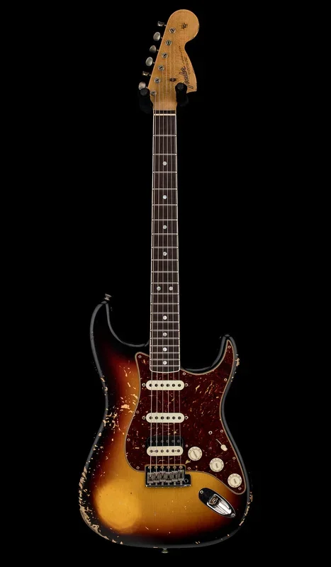 Fender Custom Shop Limited Edition ’67 Stratocaster HSS Heavy Relic – Faded Aged 3-Color Sunburst #83528