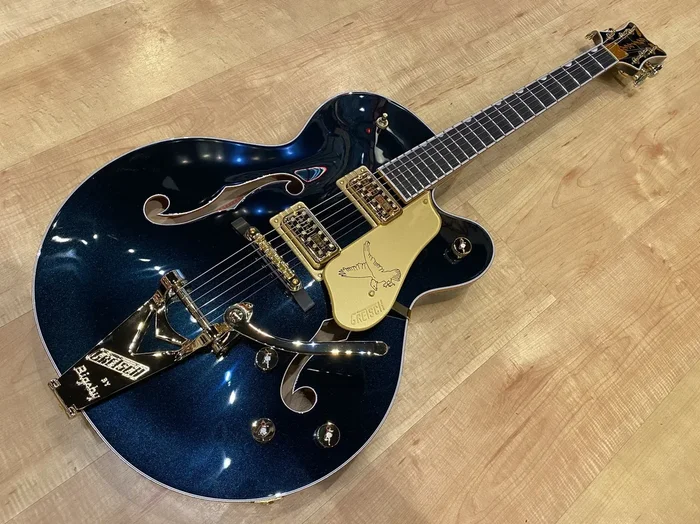 Gretsch G6136TG Players Edition Falcon Hollow Body with String-Thru Bigsby Midnight Sapphire
