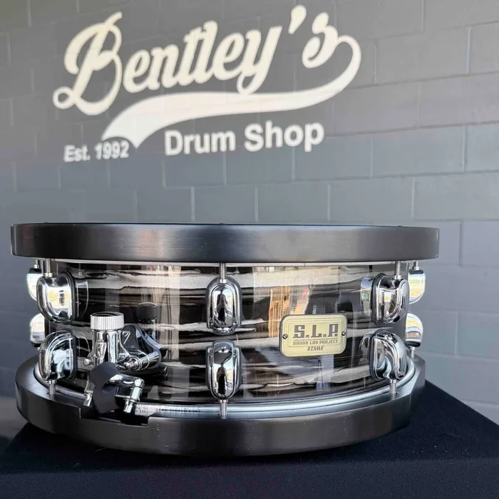 ~LIMITED EDITION~ Tama S.L.P Studio Maple 5.5×14 Snare Drum in Charcoal Oyster w/ Gloss Black Wood Hoops