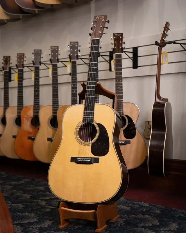 Martin D-28 Billy Strings Acoustic Guitar & Case