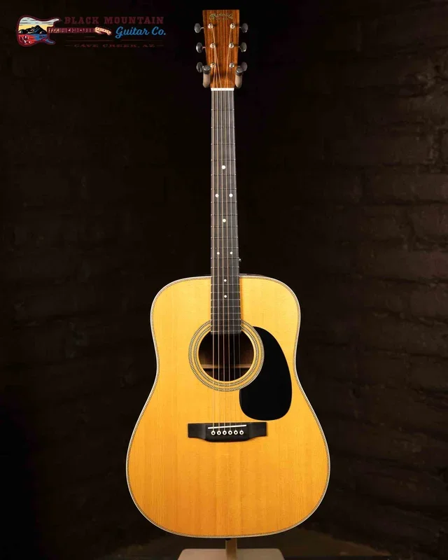 Martin HD-28-2r – Natural (Used)