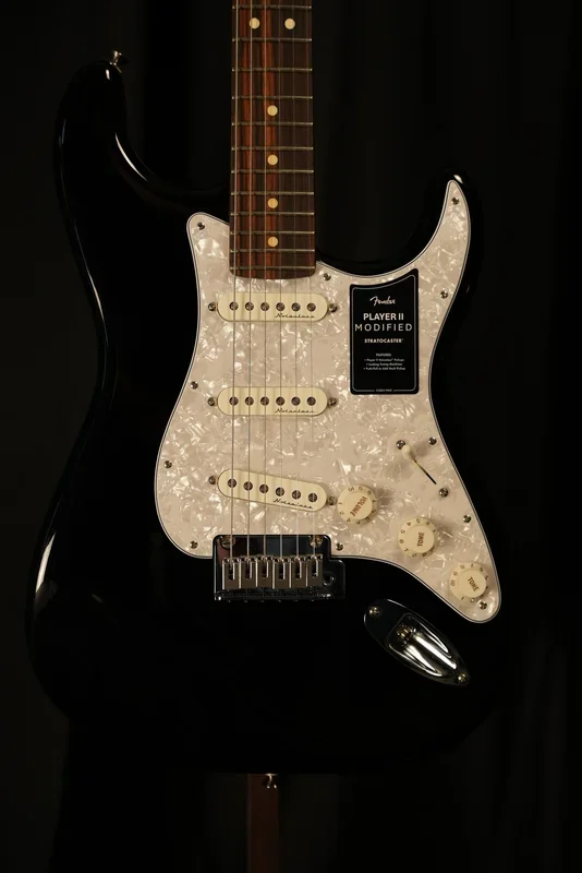 Player II Modified Stratocaster® Dusk