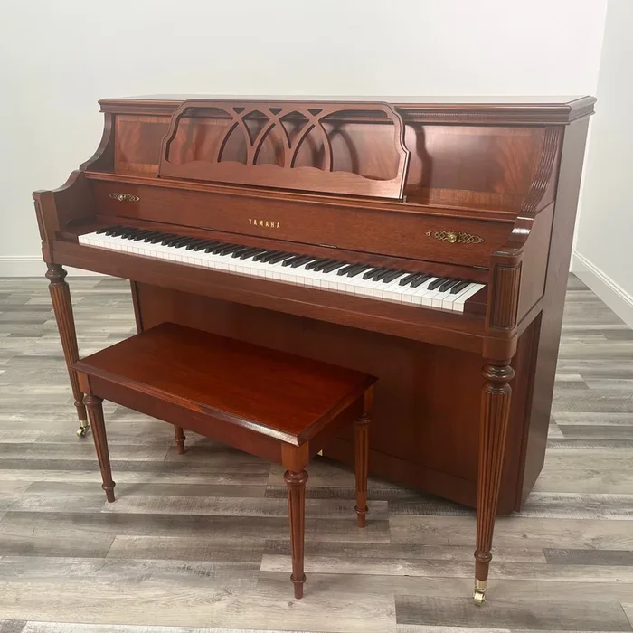 Yamaha M500 G Console #T225017 in Cherry (44 1/4 “)